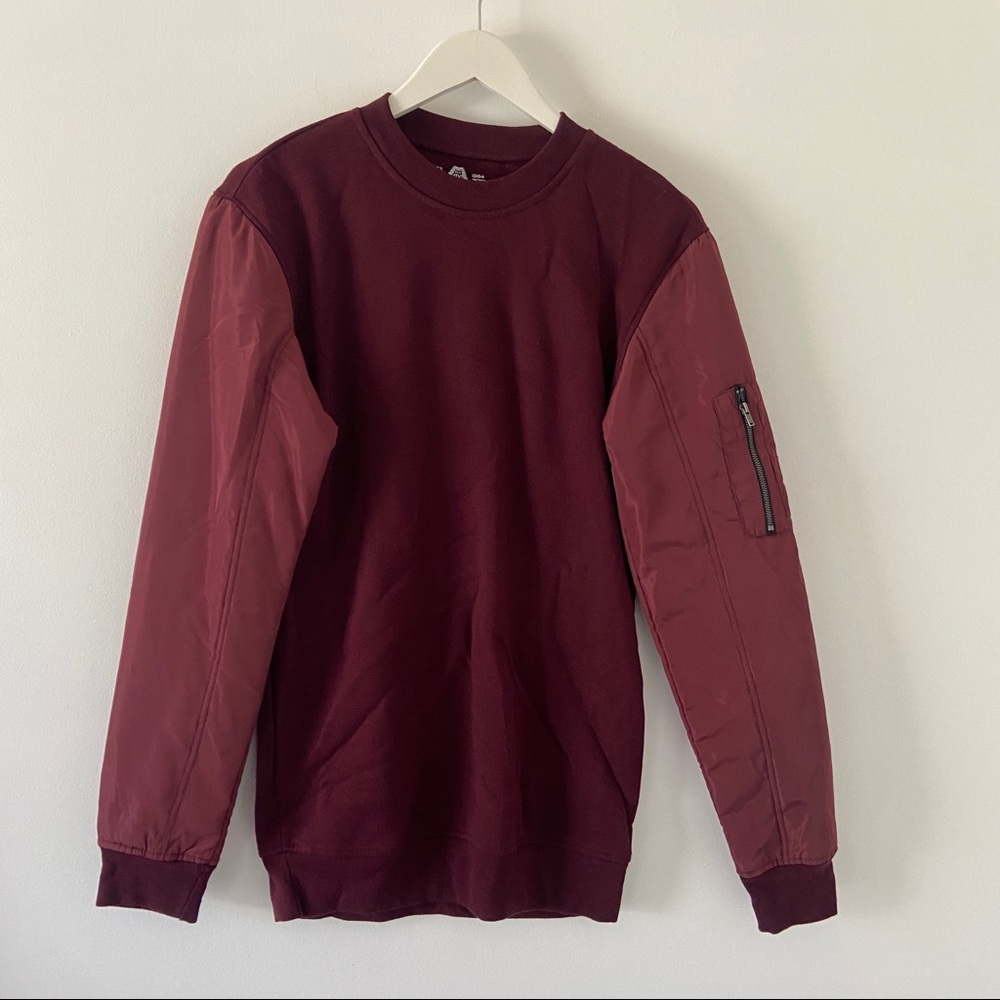 Men’s Burgundy Sweater